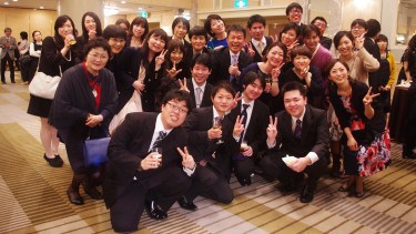 学生同士盛り上がっているところお邪魔して記念写真 社会福祉士養成科 トワイライトコース
