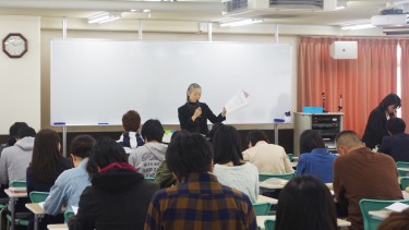 学校について説明
