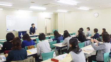 手話通訳士実技試験対策講座の様子。