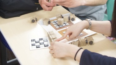 参加者に実際のパズルを体験してもらいます♪