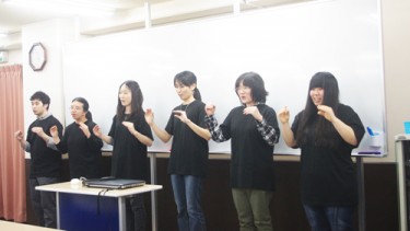 手話ソングを披露♪