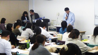 総勢8名の当事者の方にご自身の体験を語っていただきました。