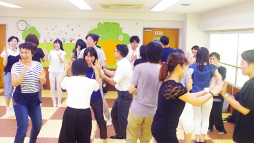 さあ、体を動かして体感しながら学びましょう!