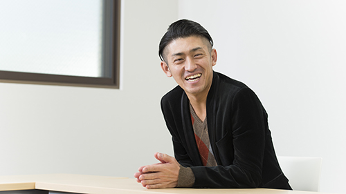 日本一 かっこいい 介護福祉士とも呼ばれる杉本さん