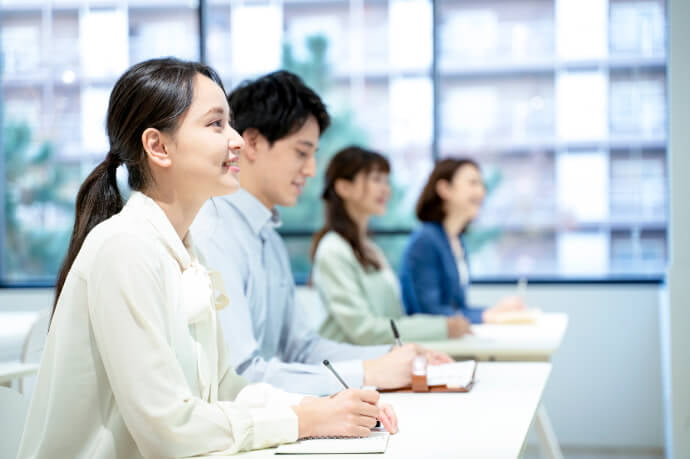 選べるスクーリング会場とスクーリングの日程