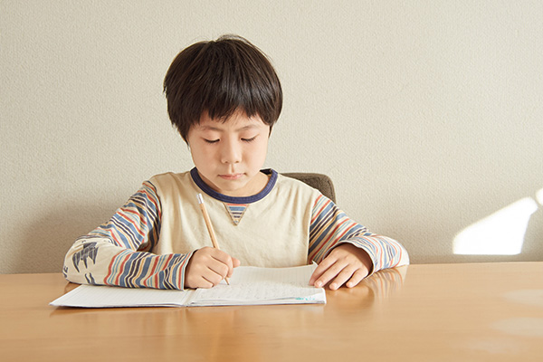 社会福祉士として子供と関わるには？