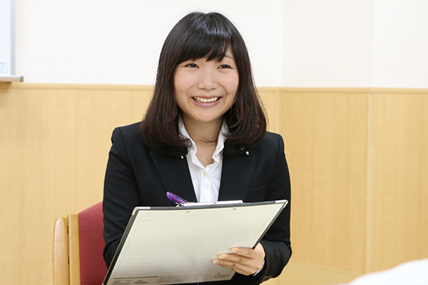 社会福祉士と介護福祉士の違いのサムネイル画像