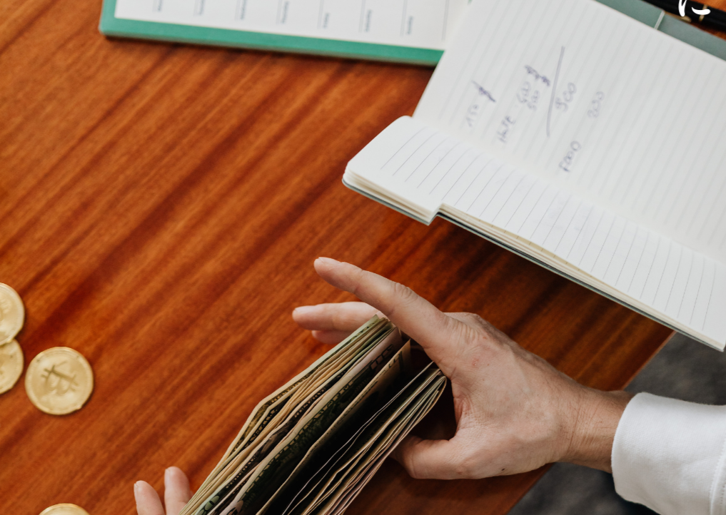 社会福祉士の年収は？平均給料・就職先別の収入を解説のサムネイル画像